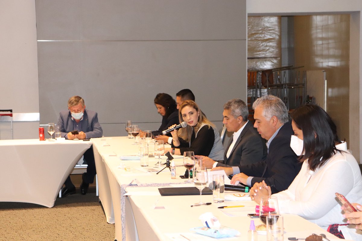 Paola Angon tweet media