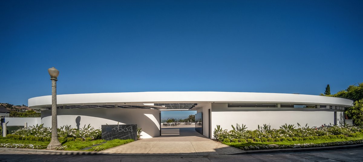 Just Listed: Eclipse Beverly Hills, A culmination of 5+ years of design and construction, this gem encompasses over 10,270 sq. ft. with jetliner views from the city to the ocean.
Asking $33.950M
Represented by Drew Fenton | View More: bit.ly/3mNJRQa