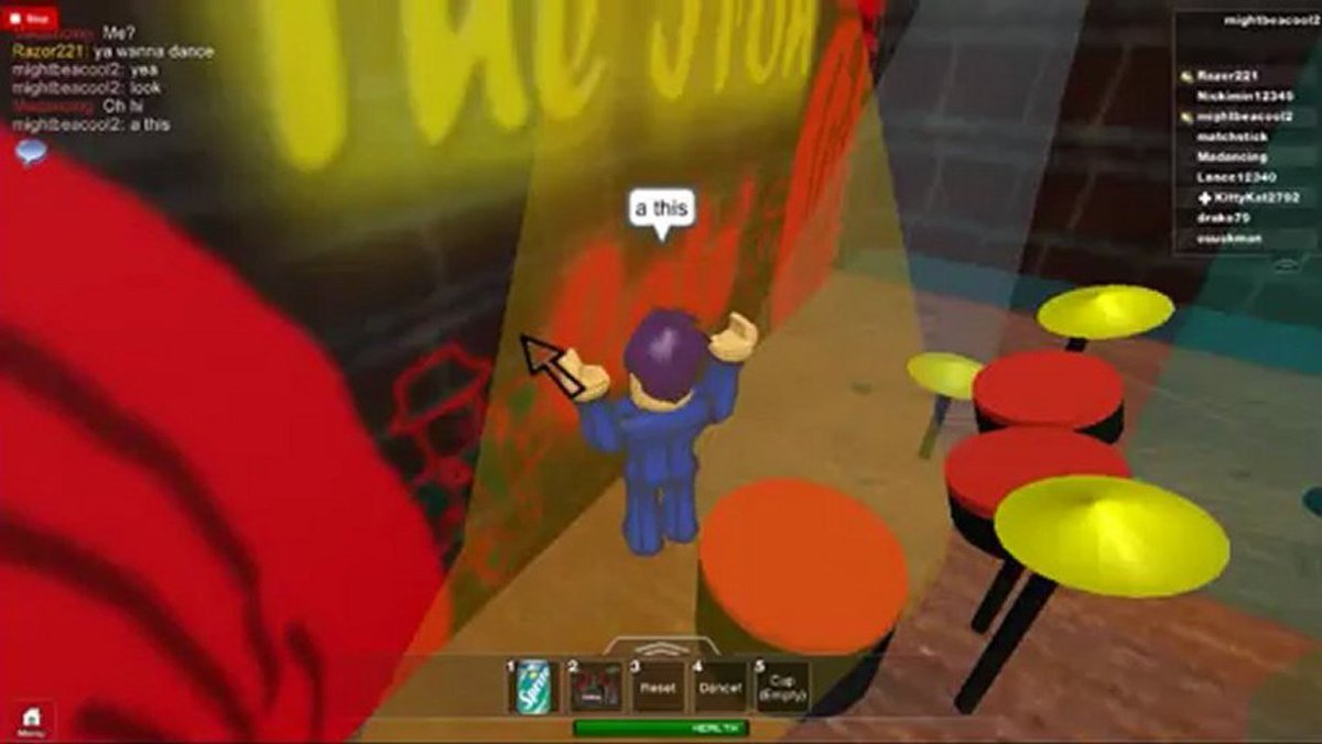 RN_Noticias1's tweet image. #HappyBirthdayRoblox | ROBLOX EN 2010: