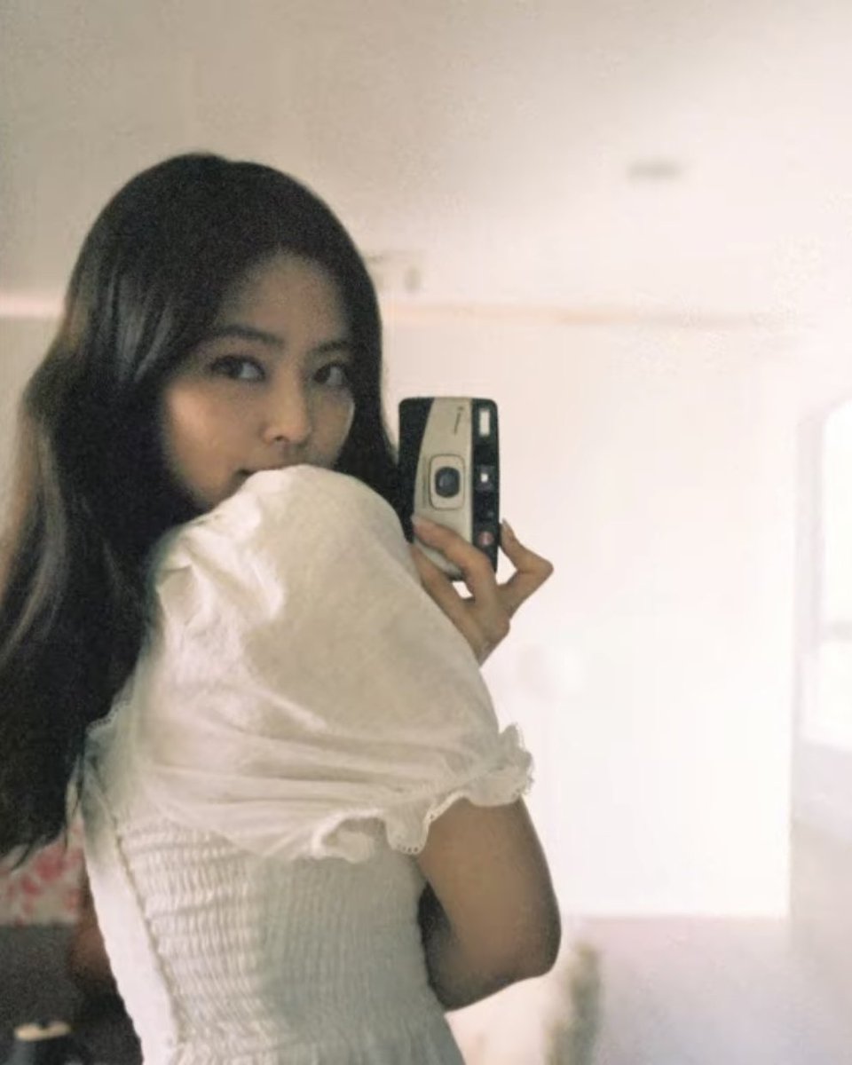 ss_blink_'s tweet photo. 🤍🤍🤍🤍𝕂𝕚𝕞 𝕁𝕖𝕟𝕟𝕚𝕖 🤍🤍🤍🤍 https://t.co/3LhjNDyxlZ