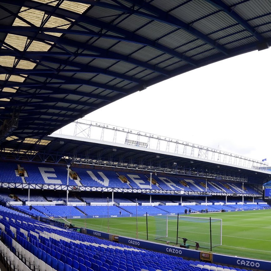 EvertonBlueArmy's tweet photo. Everton 2021/22 squad:

GK: Pickford, Begovic, Lonergan

RB: Coleman, Kenny
LB: Digne

CB: Keane, Mina, Godfrey, Holgate, Branthwaite

CM: Allan, Doucoure, Gomes, Gbamin, Davies, Delph

RW: Richarlison, Rodriguez, Townsend
LW: Gray, Iwobi, Gordon

ST: Calvert-Lewin, Rondon, Tosun https://t.co/deHeqgGfZG