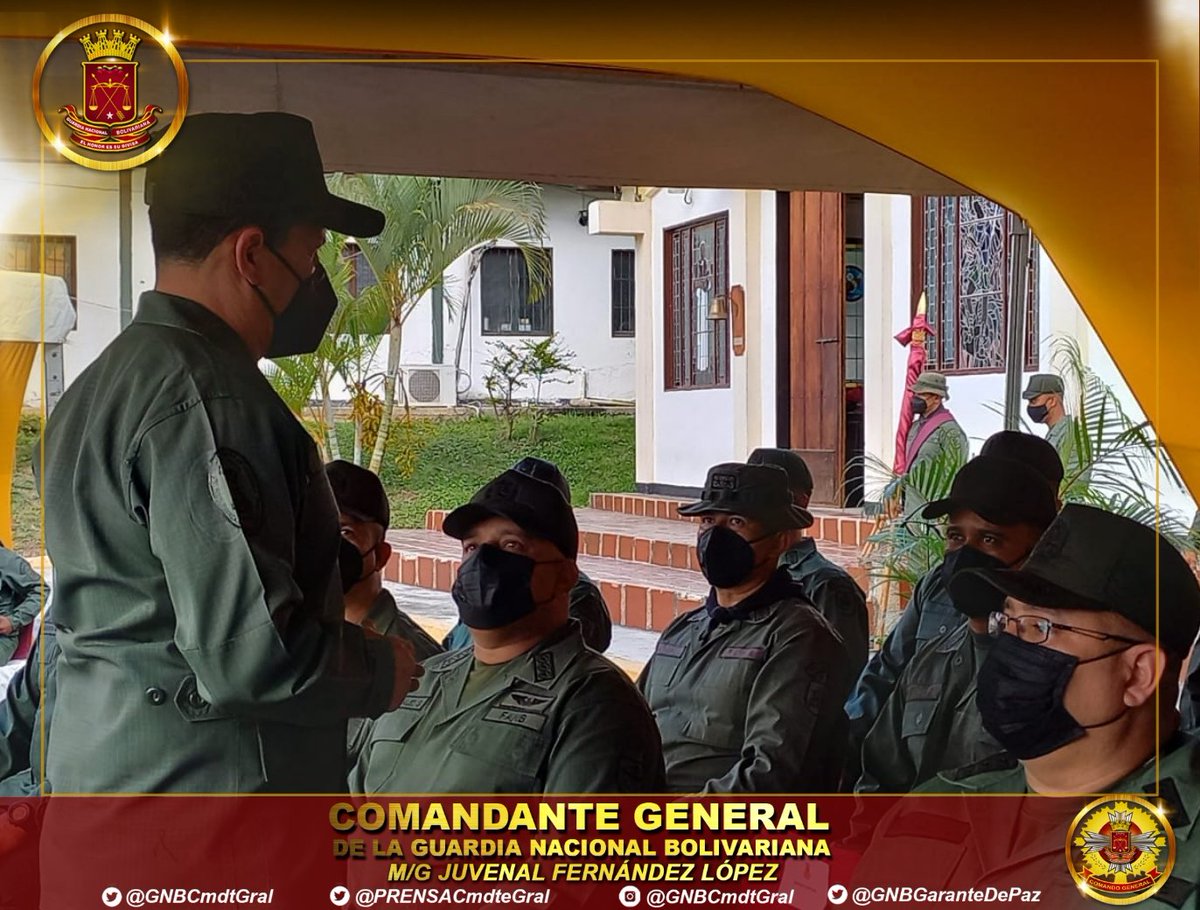MGJuvenalF's tweet photo. #EsNoticia|| Acto de Transmisión de Mando de las Unidades Tácticas GNB, acantonadas en la @REDICapital presidido por el @GNBCmdtGral. https://t.co/8skxMs6xxC
