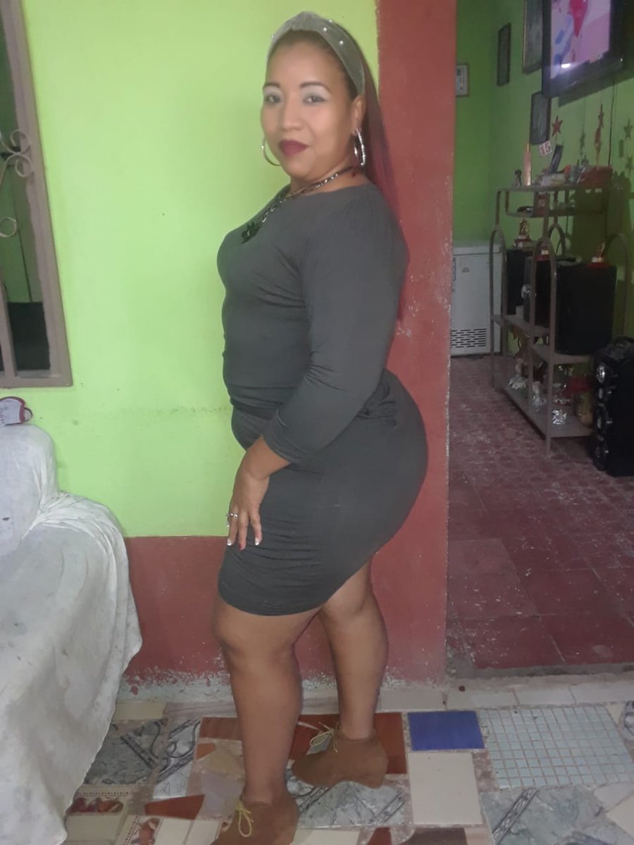 yolany_calix's tweet photo. me considero una señora muy hermosa😍😍😍😍😍 https://t.co/7IYczUnYuA