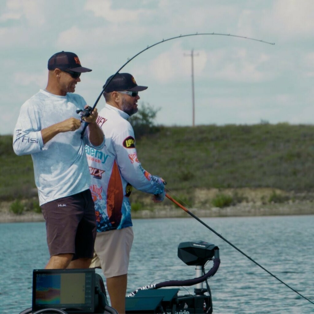Lews_Fishing's tweet photo. Pro Team Journal is BACK with @greghackneyfishing &amp; @toddcastledine. The first episode is live NOW at the link in our bio.

GIVEAWAY: Subscribe to the Kings of Bass TV YouTube channel &amp; Comment on the premiere episode (LINK IN BIO) to be entered to win a… https://t.co/zXaKeYWd9z https://t.co/aMKjhfjhyD