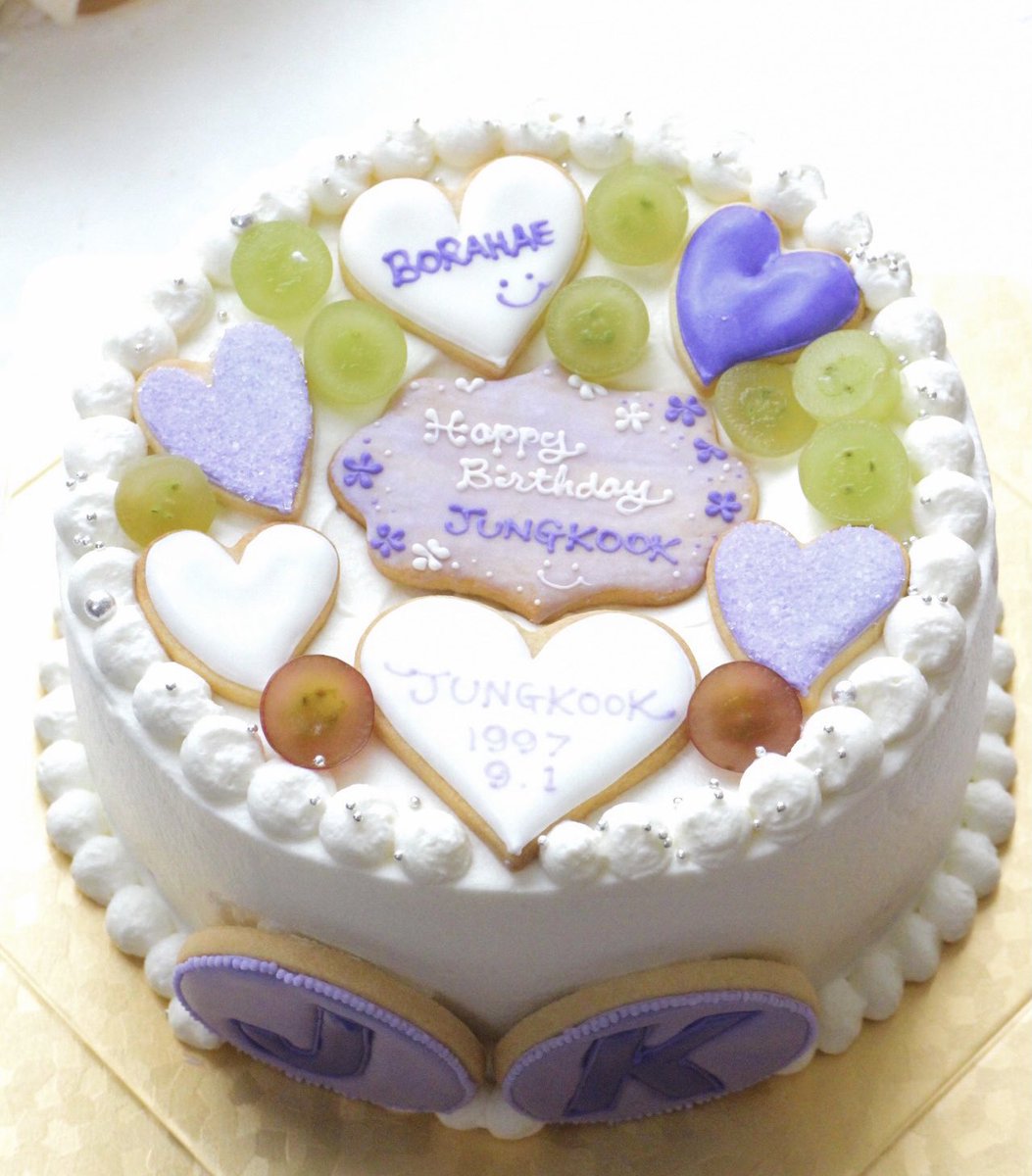 ナッちゃんです Christmas S Tweet グクのお祝いのために作ったケーキとアイシングクッキー 今日はhappyjkdayだからちょこちょこツイしちゃうかも これからまたもう一台作るよ Happyjkday Happyjungkookday Happybirthdayjungkook 정국이의 눈부신 ナッちゃんです Christmas S Tweet グクのお祝いのために作ったケーキとアイシングクッキー 今日はhappyjkdayだからちょこちょこツイしちゃうかも これからまたもう一台作るよ Happyjkday Happyjungkookday Happybirthdayjungkook 정국이의 눈부신