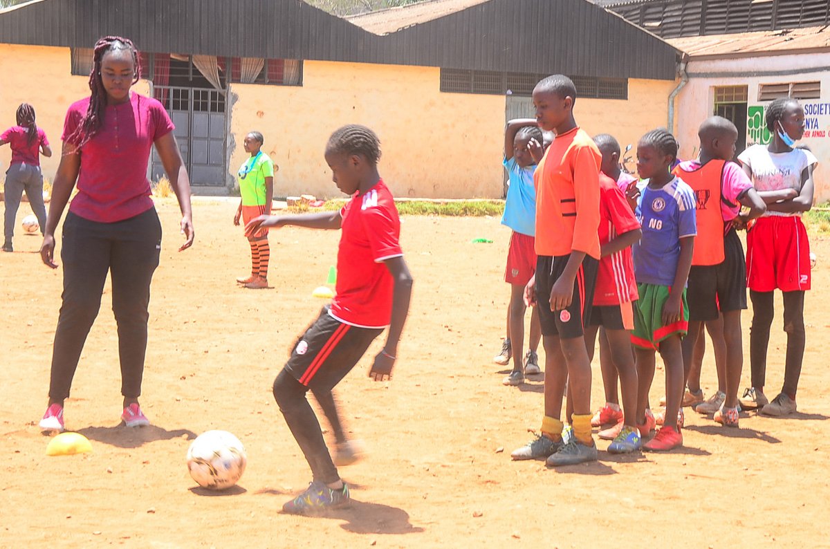 MathareF's tweet photo. Breaking Gender Barriers Coaching Course for girls and women in Mathare slums and its environs. We did it once again. Thanks you so much to the teams that participated. Vivian, Sharon, Diana, Tobias, Joseph, Kelcy and Eric you did a remarkable work. Unto the next one. https://t.co/B2M4ubnS8M