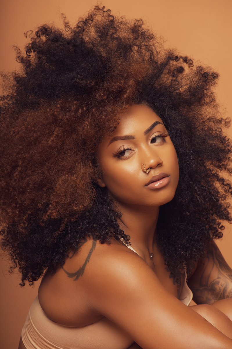BevTheYapper's tweet photo. Shea Butter Baby 🤎🍯 https://t.co/cpbUinNEbK