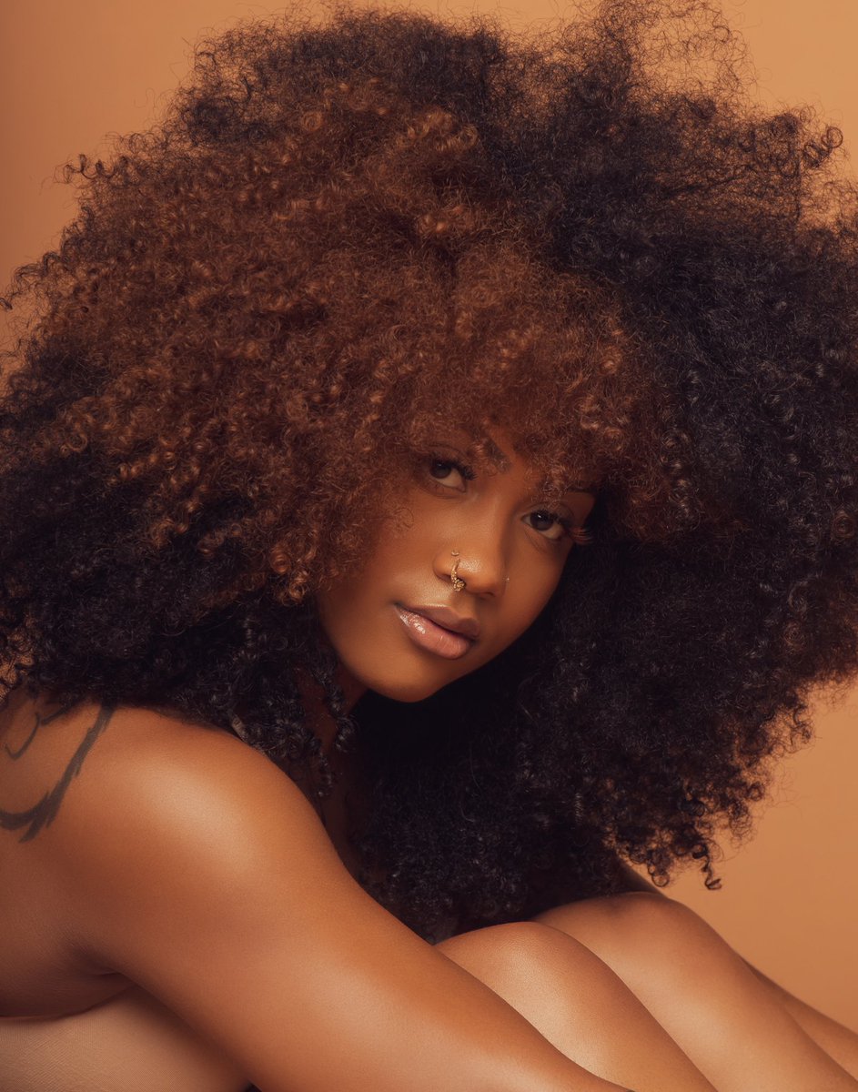 BevTheYapper's tweet photo. Shea Butter Baby 🤎🍯 https://t.co/cpbUinNEbK