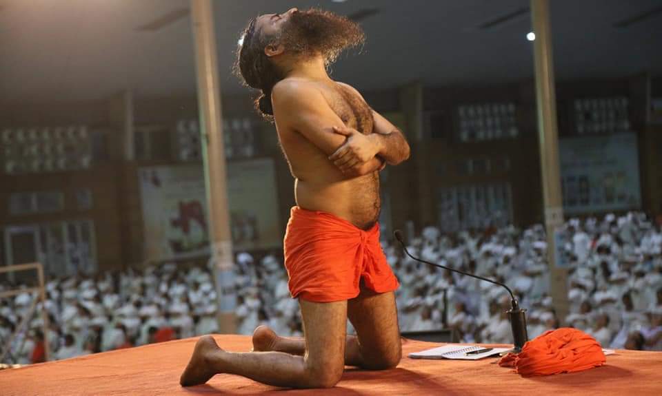 #अर्धचन्द्रासन सामान्य स्ट्रेचिंग और बैलेंसिंग पोज़ है। जो खासकर कमर के निचले हिस्से, पेट और सीने के लिए लाभदायक है। 
अर्धचन्द्रासन को पूरी तरह करने से आप सकारात्मक ऊर्जा से भर जाते हैं और आपके अंदर का तनाव और चिंता कम हो जाती है।
#YogKiAadat <a href="/swabhimani1/">Shifted to @drjaideeparya</a> @Anjali76155390