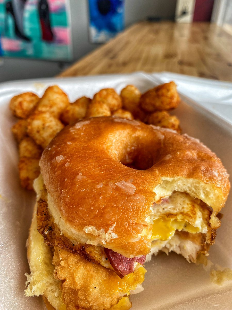 KCFoodieFinds's tweet photo. Typically I photograph first and eat second but I couldn’t wait to try this Chicken Donut Sandwich from Brown Sugar Chicken &amp; Donuts! It was the perfect balance of sweet and savory! #kcfoodiefinds https://t.co/Ucb2ctq7uJ