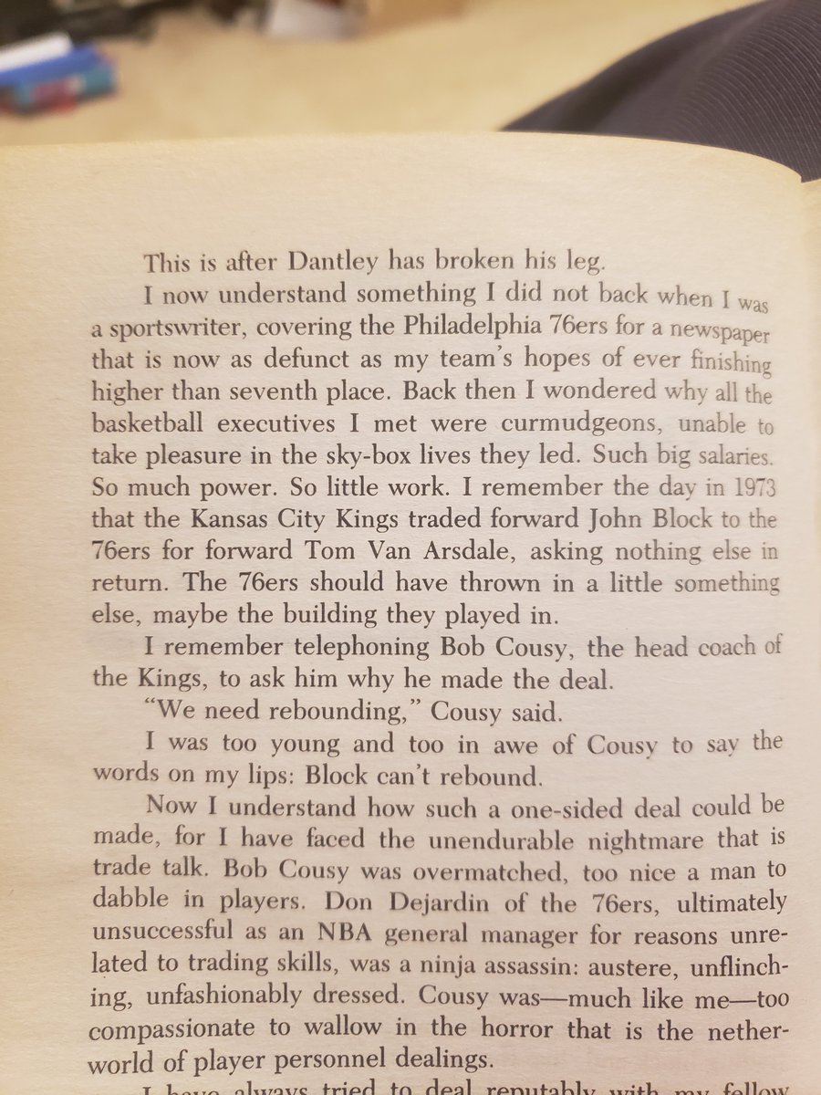 Bonus fun story time. From the 1991 Rotisserie BBall Book, the writer talks about his inability to trade w/other shark owners and give the fun example of how overmatched Bob Cousy was as GM of the Kings.  Funny story... https://t.co/wYDR1Ab95u