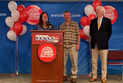 Meet an area duo who are winners of $1 million in mid-August Powerball drawing. https://t.co/66FklAtFcG https://t.co/QRrrX0AJeW