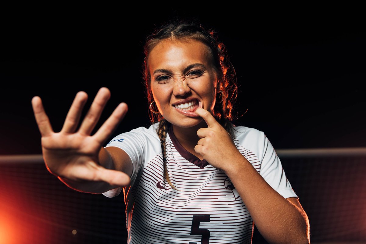 FairmontStWSoc's tweet photo. .@graciejosmith says 5 days til our first game! Let’s go Falcons! ⚽️

🗓 Sunday, Sept. 5
📍 HOME vs Slippery Rock
⏰ 1 PM

📸 @_tadlocka https://t.co/a5vJdG5dcr