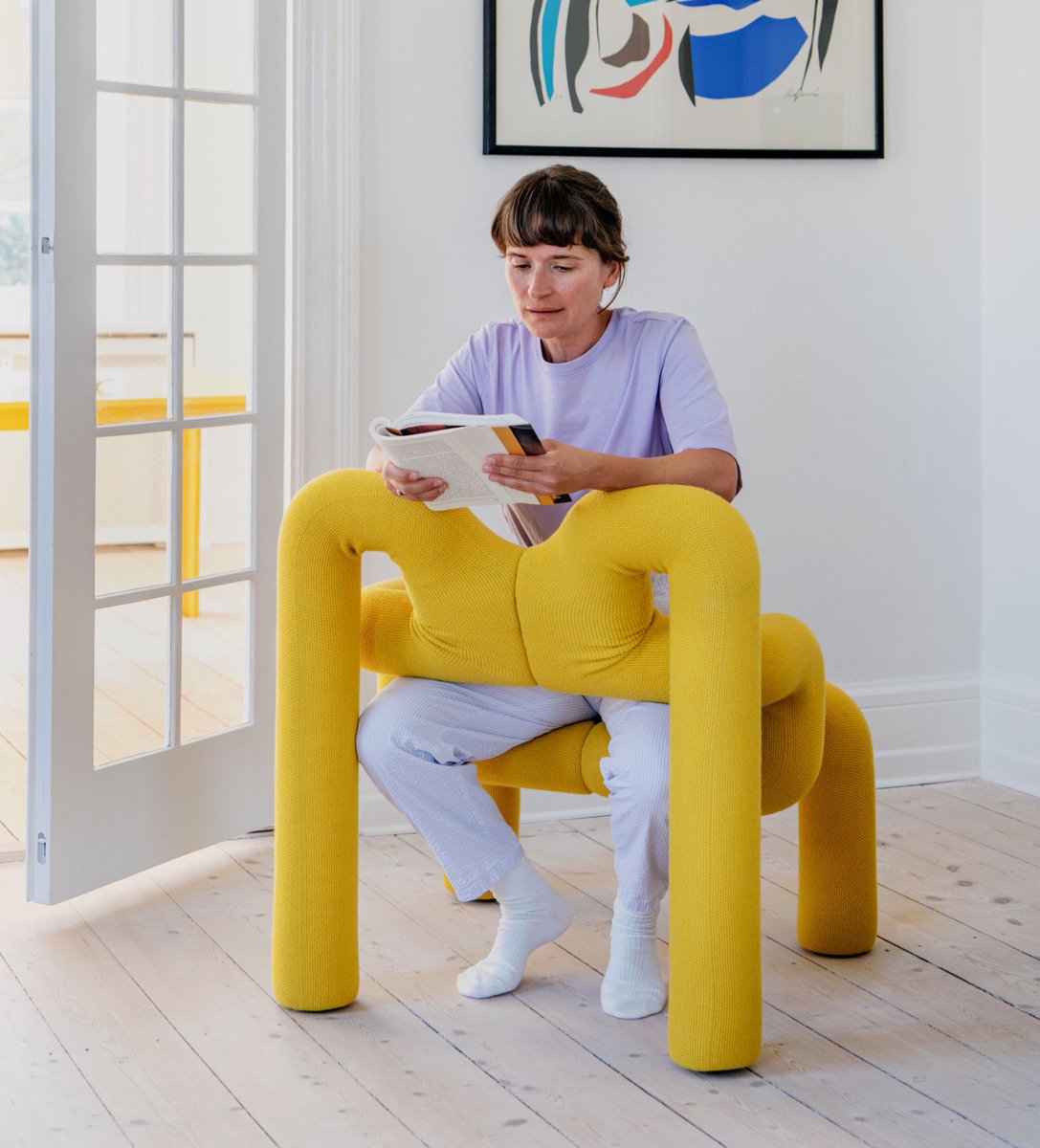 Papapishu's tweet image. Hey guys welcome to my house have a normal seat