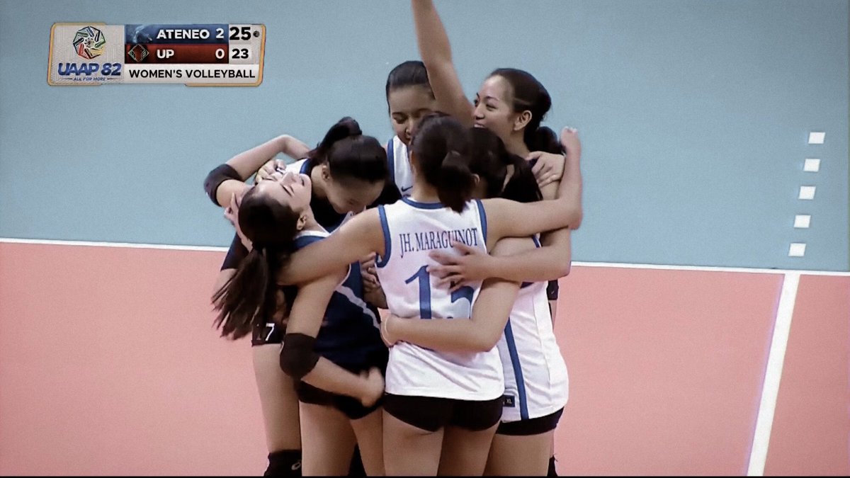 ladyeaglestan's tweet photo. team hugs every after winning the game 🥺💙 https://t.co/GM3zubkXsv