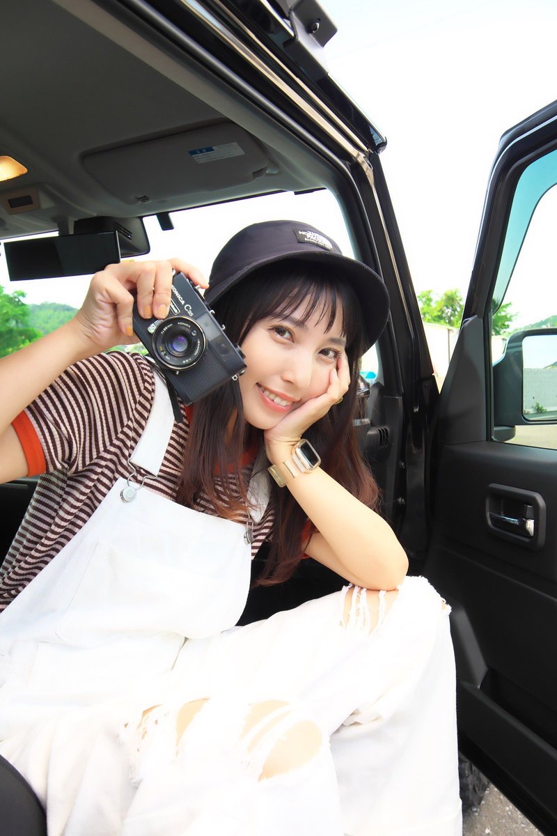 おはjimny🌞

フィルムカメラ好き？

#jimny
#jimnylife
#ジムニー
#ジムニーライフ
#ジムニー好きな人と繋がりたい
#フィルムカメラ
#みりジムニー