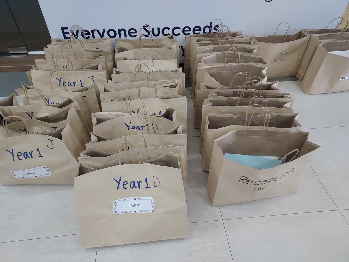 MsKateS107's tweet photo. Home learning packs all ready to go for the start of the new school year! We were so happy to see so many excited faces this morning in our welcome back assembly. Have a great first day to all our students and teachers #teamS107 #cognitaway  @StAndrews_107 https://t.co/R7LWp2isGx