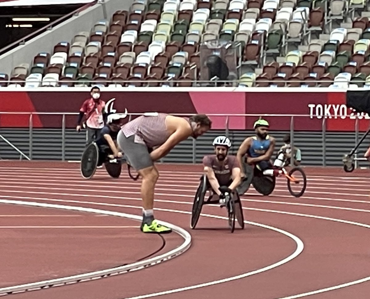 And how about this scene. 

Greg Stewart in the middle of his shot put final cheering on Brent Lakatos and then chatting with him after his race. Stewart just set a Paralympic Record. 

Brilliant stuff between two great Canadian athletes. #Paralympics