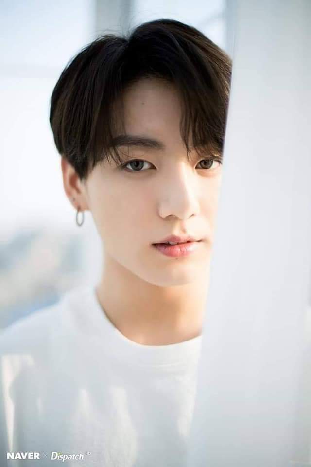 ilsehzel27's tweet photo. Happiest Birthday Jungkook,my love!Have a blast day!Borahae!💜 https://t.co/jgTuKZVmzx