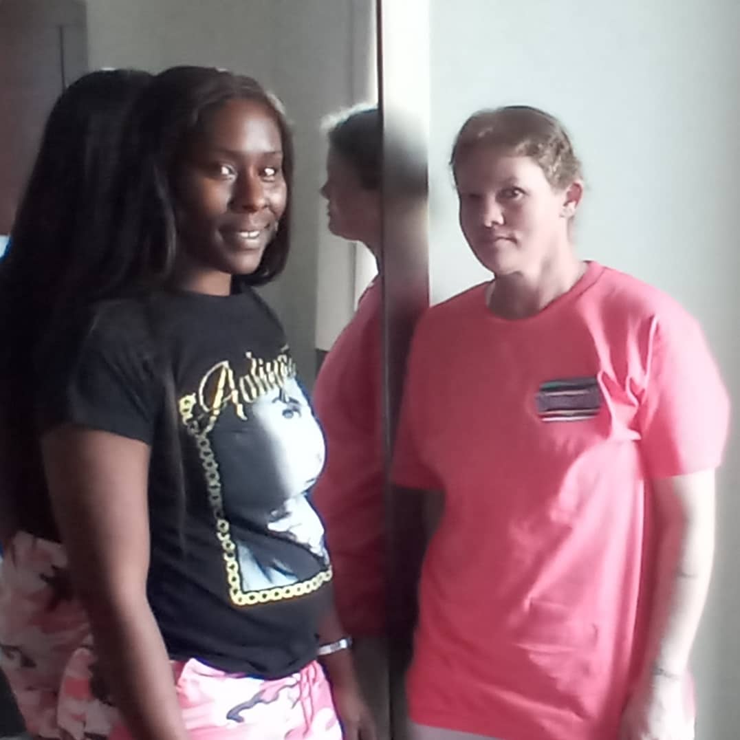 rechpauline's tweet photo. #RECHFoundation #WHTH residents share in chores, education, Church, and leisure time! #reentry #reentrymatters #safe #Safehouse #helpinthehouse #solutionist #iamaningredient #JusticeGeneral https://t.co/S5wBzJXqiS