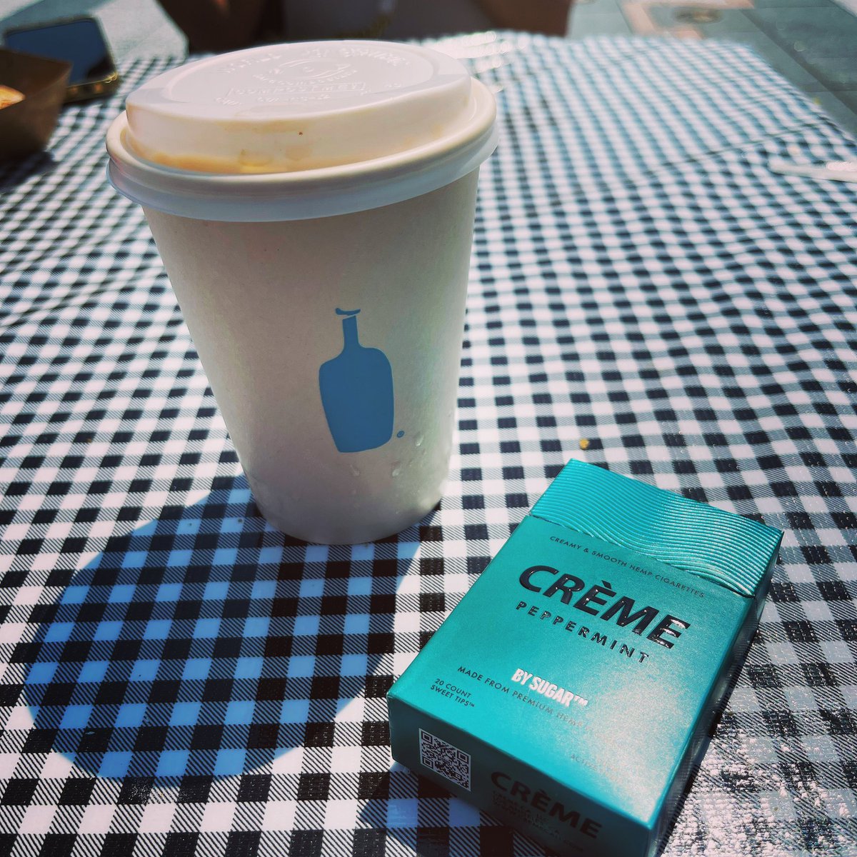 sugarcanna's tweet photo. Coffee &amp; cigarettes ☕️🚬 https://t.co/9l8DL7bq6O