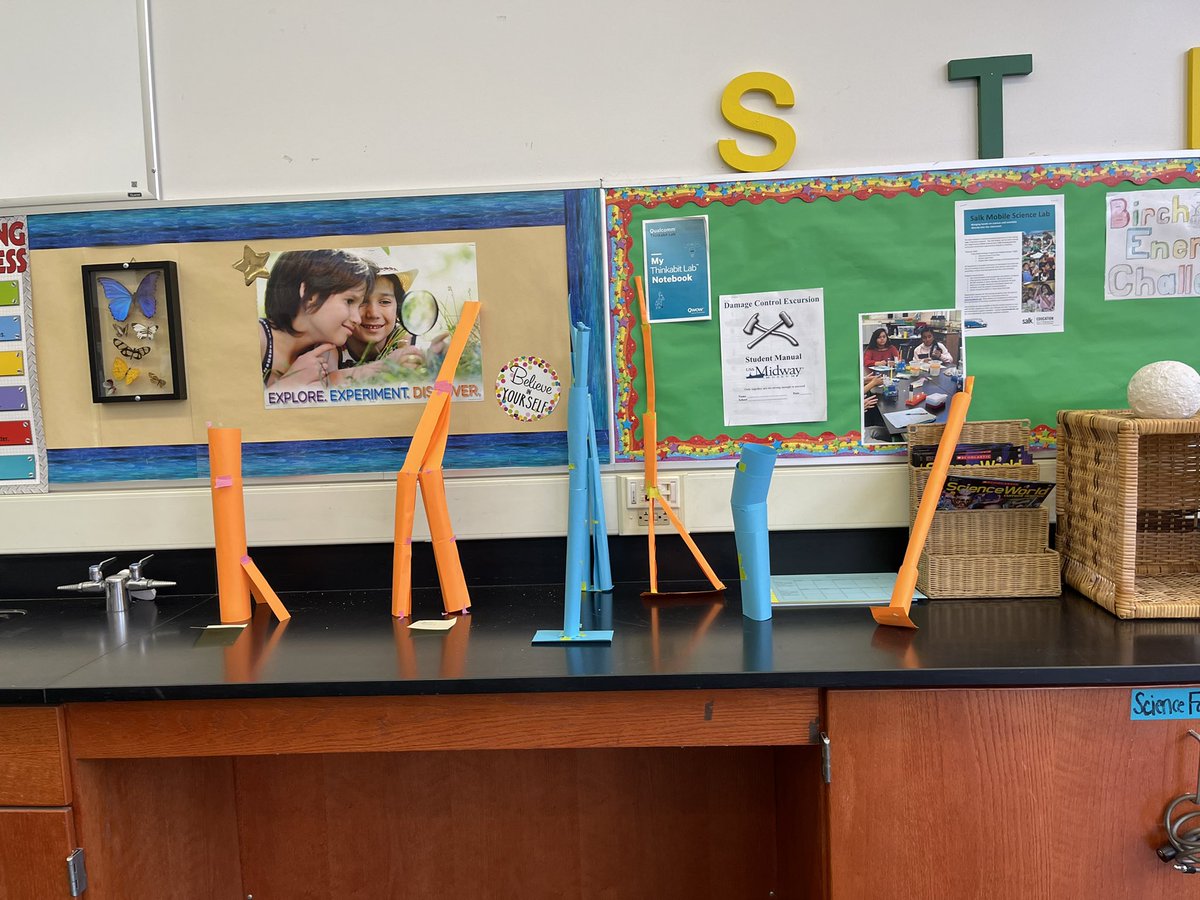 shobica_wadhwa's tweet photo. The Paper Tower Challenge was a hit among the students. They collaborated & used their creativity to design the tallest free standing tower using only 2 pieces of paper, a pair of scissors and a small piece of tape #TeamBuilding #EngineeringDesignCycle @mannms_sdusd https://t.co/ID9DnN59dP