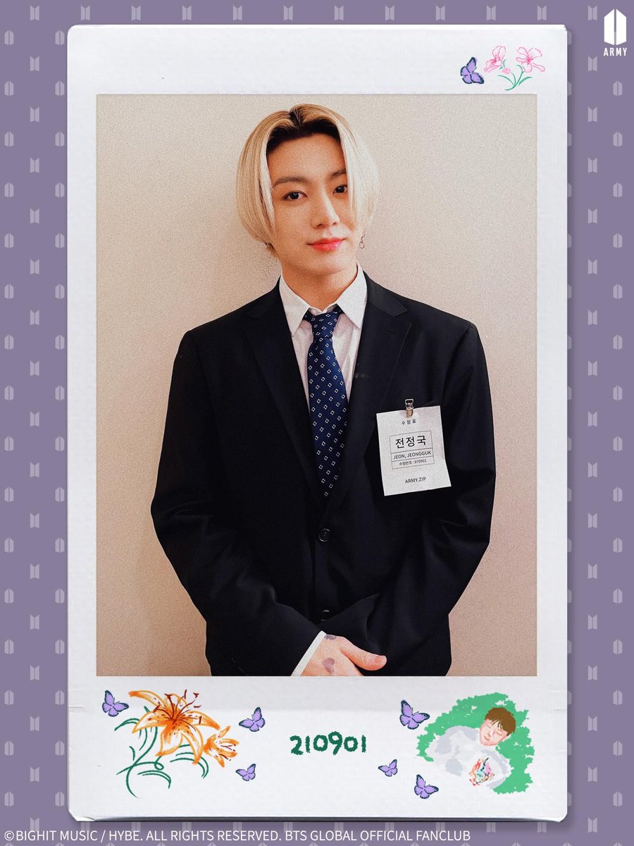 sugapdgenius's tweet photo. HAPPY JUNGKOOK DAY!
2021.09.01
정국의 생일을 진심으로 축하합니다!
---
September 1, 2021!
Happy Birthday to JUNGKOOK
#HappyJungkookDay #HappyBirthdayJungkook #HAPPYJKDAY #JKDAY 🐰💜 https://t.co/2qZ8hvdwly