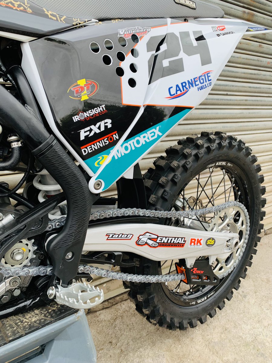 FOR SALE 2020 450SX-F
45.6 hours
READY TO RACE! 
New wheels + tyres, chain and sprockets, original un-used suspension, full plastic set with SS24 stickers, new +20mm seat sponge and enjoy cover. Renthal FatBar. HGS exhaust &amp; X-Trig triple clamps
PM for price or more details. 👍🏼