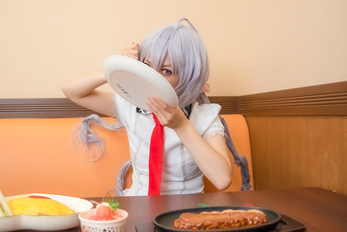 百合音 画像専門垢 Cosplay 戦姫絶唱シンフォギア 雪音クリス 雪音のモグモグタイム Photo Rasa Panic クリスちゃんのお食事シーン真似てみたけど アニメ確認したらさすがにフォークはちゃんと持ってましたw