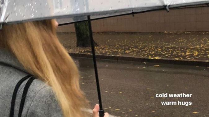 librasculture's tweet photo. s e p t e m b e r 🍂 the perfect mix of late summer and early autumn. autumn leaves are falling down, trees change color, the days get colder. it’s the time to put your fashionable sweater on, make some coffee and watch your comfort shows https://t.co/e3cEMH28rg