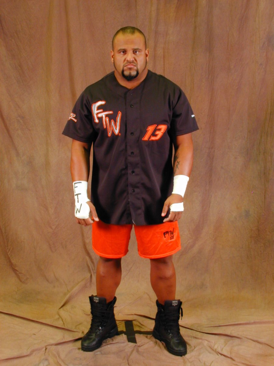 OfficialTAZ's tweet photo. Me in the 90’s. #FTW 🖕 https://t.co/cuD0UFIZBk