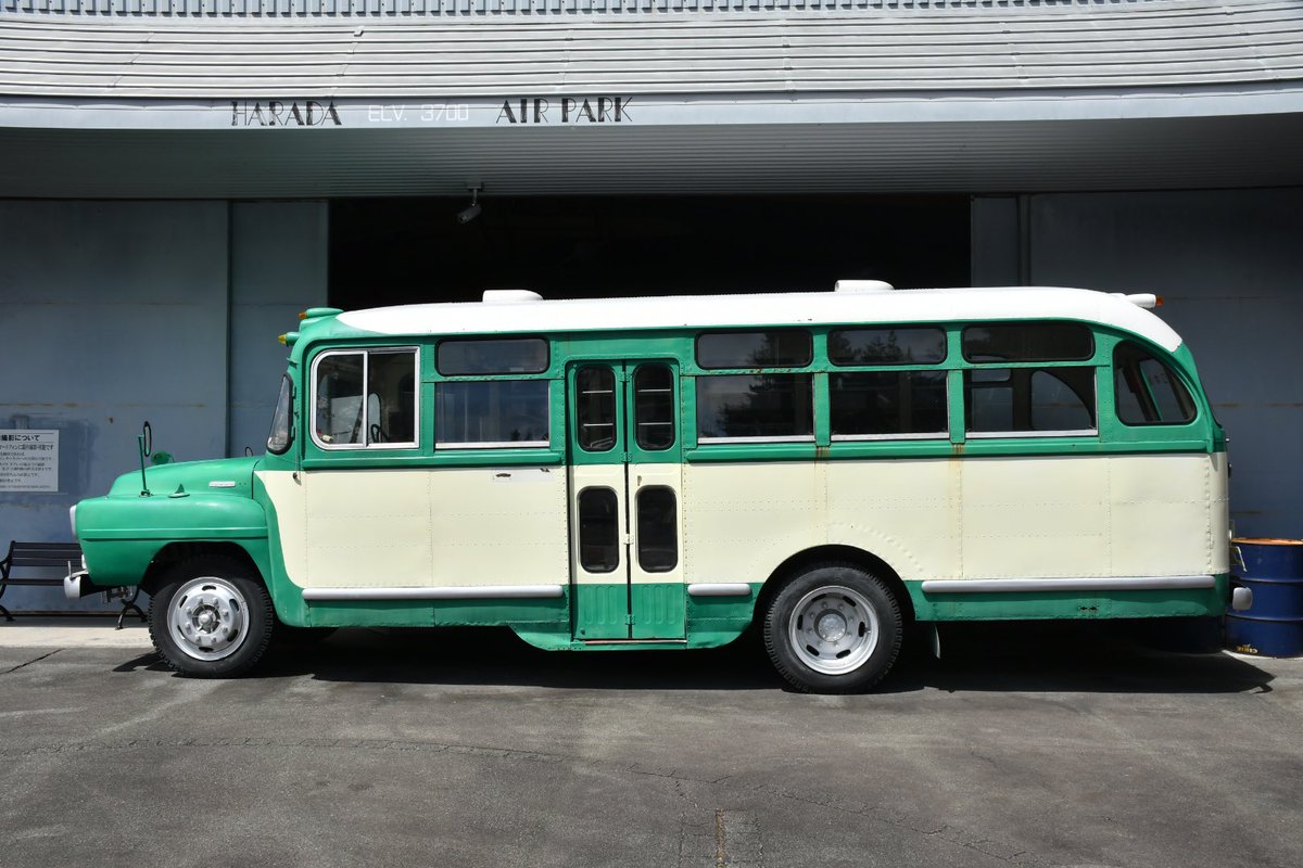 けんけんぱ いすゞのボンネットバスbx731 これ動体復元して河口湖駅から有料送迎バス にしたら話題になるんじゃね とは思うが1年のうちに1ヶ月の開館時期のためにそこまでやる費用も人員も確保できないか まん丸お尻がとても可愛いバス 河口湖自動車博物館