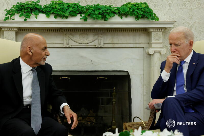 ReutersPakistan's tweet image. Exclusive: In the last call between President Joe Biden and his Afghanistan counterpart before the Taliban seized control, neither Biden nor Ashraf Ghani appeared aware of or prepared for the immediate danger of the entire country falling to insurgents reut.rs/3BrIRp6