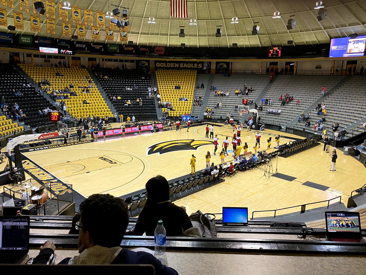 In honor of moving to Mississippi. I got to cover a <a href="/SouthernMissMBB/">Southern Miss MBB</a> game for a sports writing competition in college. By the way I love the view from the game. Also got to catch <a href="/SouthernMissBSB/">Southern Miss Baseball</a> as well. <a href="/RaymondEReeves/">Raymond Reeves</a>