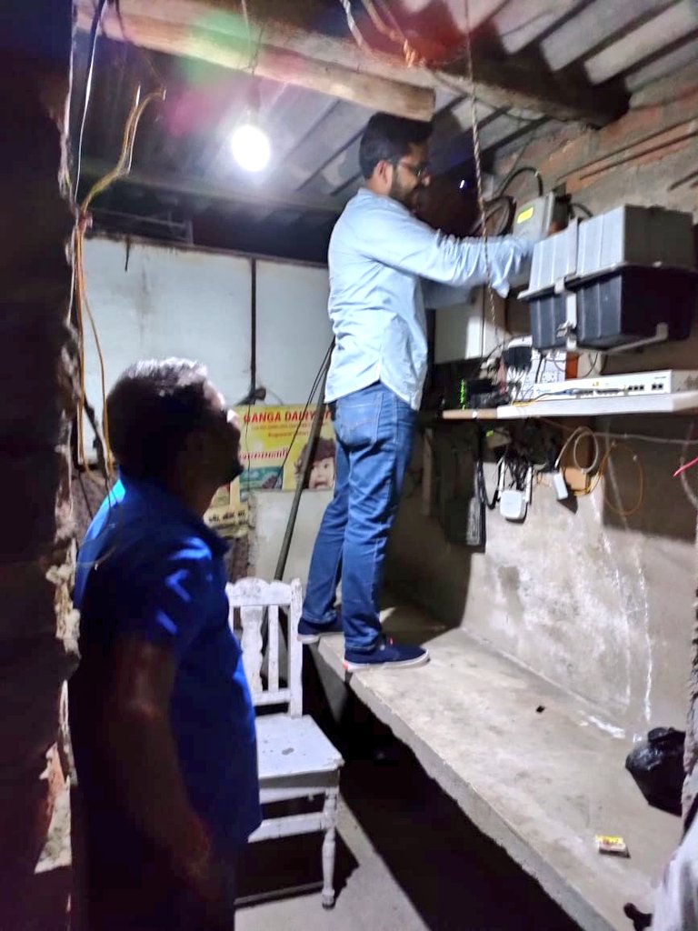 ahmednadeemfida's tweet image. Field visit to inspect, Galvanise and expedite the work at Samastipur, Darbhanga and Muzaffarpur in Bihar.

#CSCseGRAMSWARAJ #WiFiChoupal

@wifichoupal @dintya15