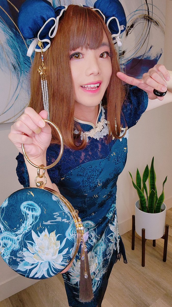 blueberryeclair's tweet photo. Hi all! Long time no see~ Just wanted to show off my new outfit. 😊 Wooooo!
...
#crossdresser #女装 #女装男子 #女装子 #男の娘 #asiangirls #qipao #cheongsam https://t.co/lgIaEg5oKS
