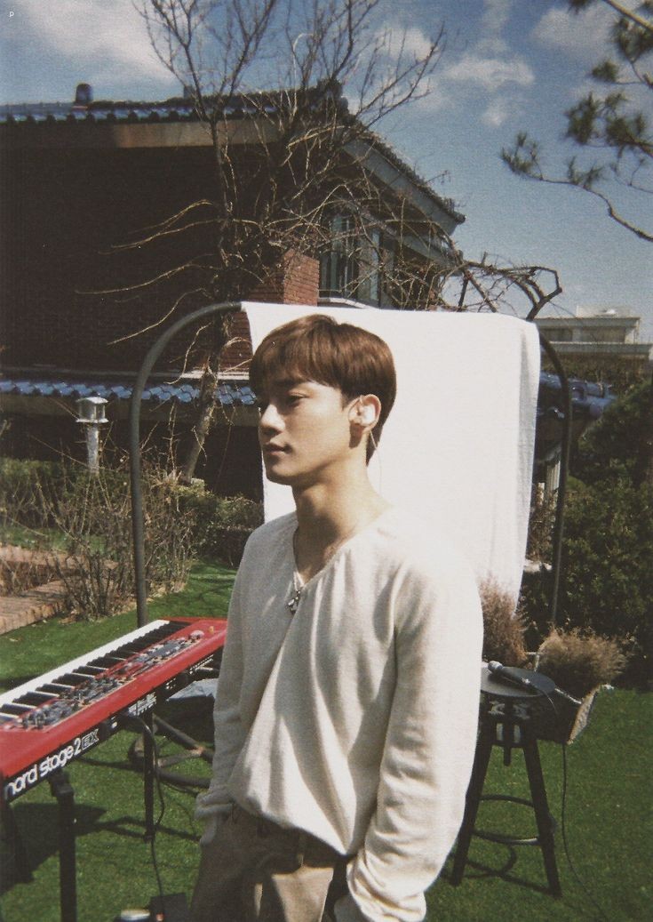 choflulit's tweet photo. inició septiembre uno de los mejores meses, gracias jongdae, t amo demasiado <3 HASHTAGS 

엑소 #EXO #CHEN #CHENtember  #DONT_FIGHT_THE_FEELING https://t.co/bmclzktV3C