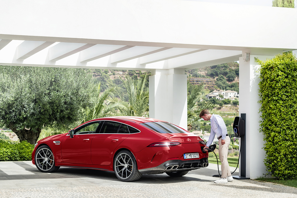 Mercedes-amg gt 63 e performance. 2023 mercedes amg s 63 e performance. Gt 63 s e performance черный. Mercedes amg 2023. Mercedes amg gt 63 s.