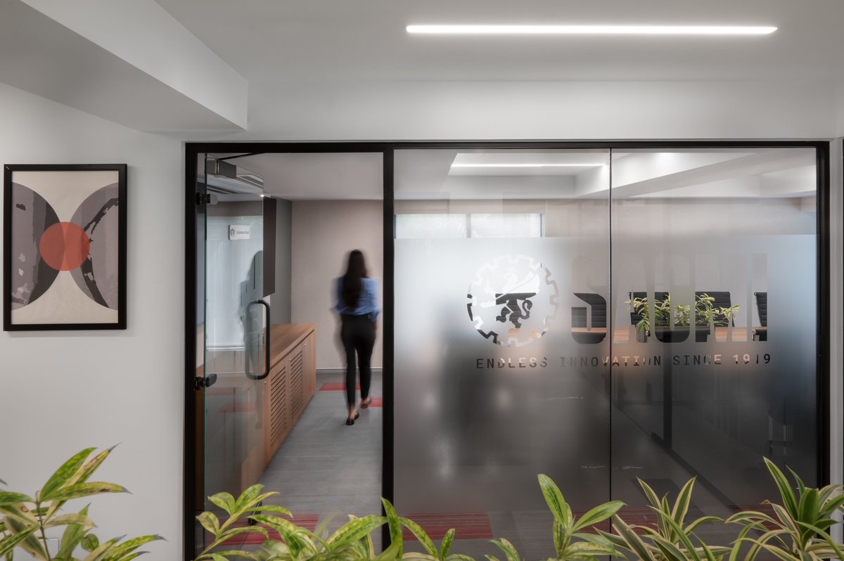 JTCPLDesigns's tweet image. Excited to have revamped Sacmi India’s office — which we had designed for them 20 years ago! 

#JTCPLDesigns_HTSInteriors  #Design #JTCPLDesigns #Indianarchitects #officedesign