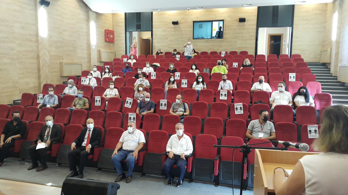 dijitalmateryal's tweet photo. TÜBİTAK 4005 Artırılmış Gerçeklik ve Sanal Gerçeklik İle Materyal Tasarımında Akademisyen Öğretmen İşbirliği Projemiz açılış programı ile başladı. @ProfHasanMandal @il_milli @eregli67mem @ali_tosun77 @ismailaksoymeb @gokbulutbayram @gurolkeserci @MerveBakanG0Z @ak100adnan https://t.co/fUYwgKnBCi