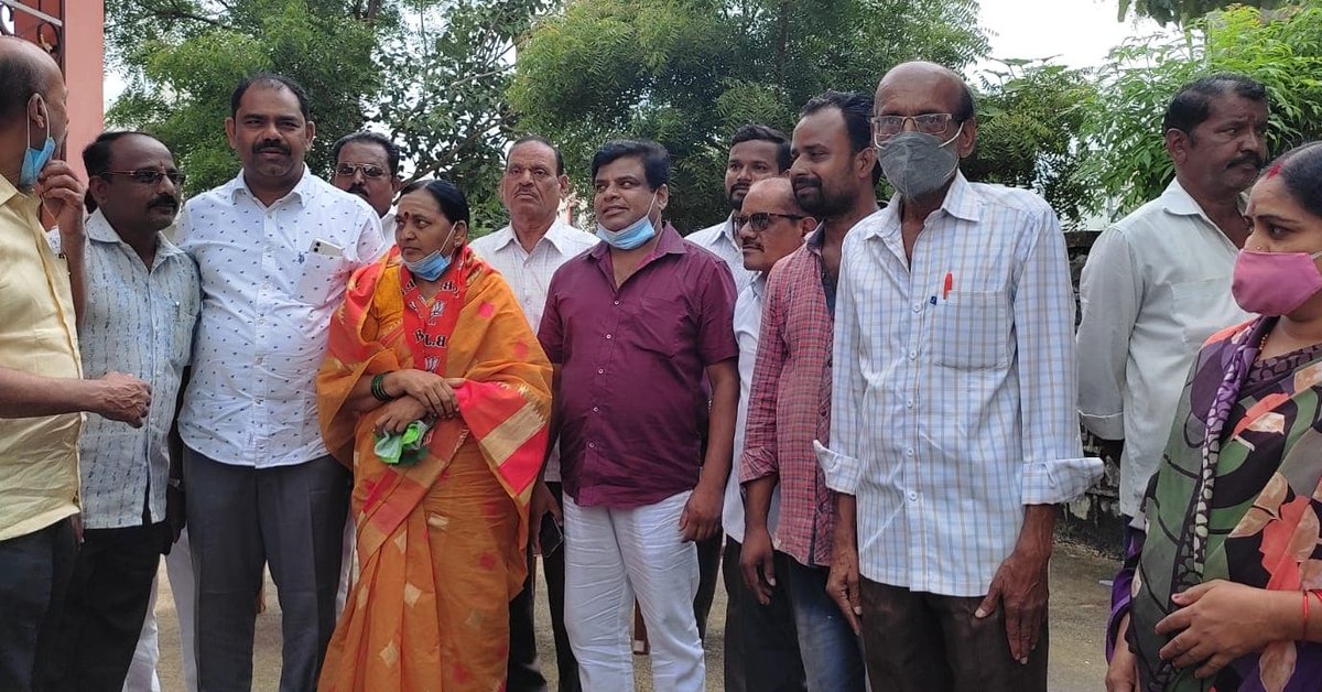 b_mattimadu's tweet image. ಕಲಬುರಗಿ ಮಹಾನಗರ ಪಾಲಿಕೆ ಚುನಾವಣೆ ನಿಮಿತ್ತ ವಾರ್ಡ್ 31 ರ ಬಿಜೆಪಿ ಅಭ್ಯರ್ಥಿ ಶ್ರೀಮತಿ ಶಾಂತಾಬಾಯಿ ಹಲ್ಮಠ ಅವರ ಪರ ಪ್ರಚಾರ ನಡೆಸಲಾಯಿತು.

ಪಕ್ಷದ ಮುಖಂಡರು, ಕಾರ್ಯಕರ್ತರು ಹೆಚ್ಚಿನ ಸಂಖ್ಯೆಯಲ್ಲಿ ಭಾಗವಹಿಸಿದರು.
@blsanthosh @BSBommai