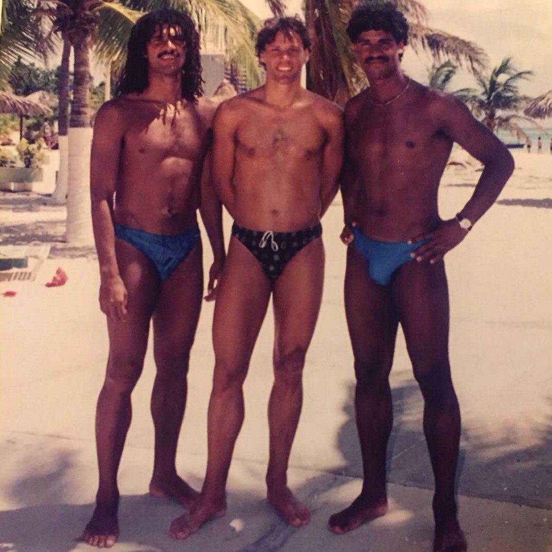 Happy birthday, @GullitR. Only a handful of men could pull off those trunks and you’re among them.