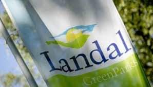 Goedemorgen,
Het is vandaag PRECIES  25 jaar geleden dat #LandalGreenParks van start ging. 
15 Aegon vakantieparken werden @Landal !
Van HARTE voor alle ex- maar vooral huidige 3000 medewerkers. Een mijlpaal  die gevierd mag worden!!
RT als je fan bent!
Mooie dag allemaal!