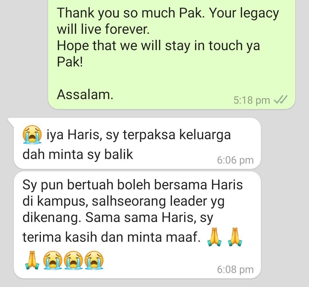 harizshafee's tweet photo. Sangat bertuah dapat mengenali, menimba ilmu, memohon nasihat baik tentang kehidupan mahupun pelajaran. Tak pernah kedekut dalam apa bab sekalipun &amp; sanggup berkorban masa, tenaga dan wang. Setiap penuntut UMK Kampus Jeli terutamanya Geosains terhutang budi dengan Pak Arham. https://t.co/XyUUdtHcc2