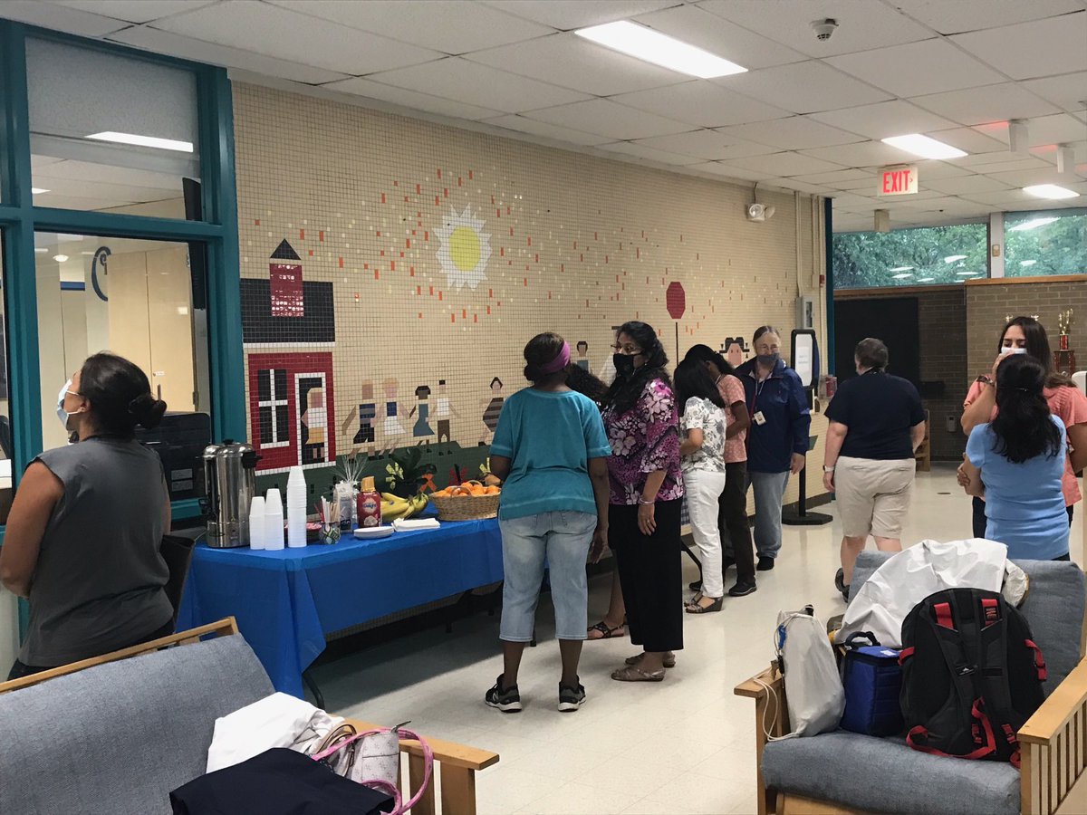 CP welcomes our instructional assistants &amp; teachers😃stop by for a bite ❤️