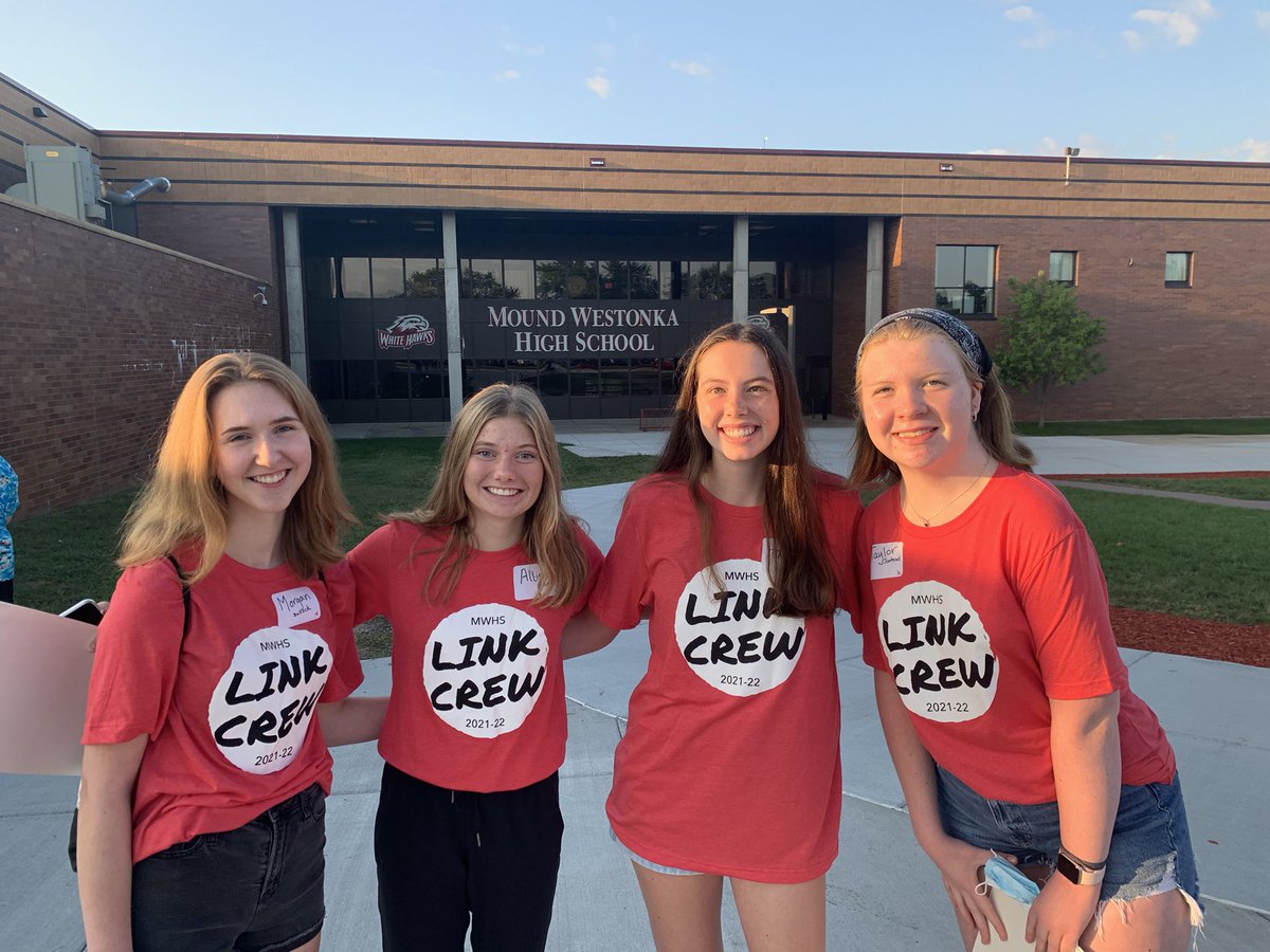 MWHSLinkCrew tweet media