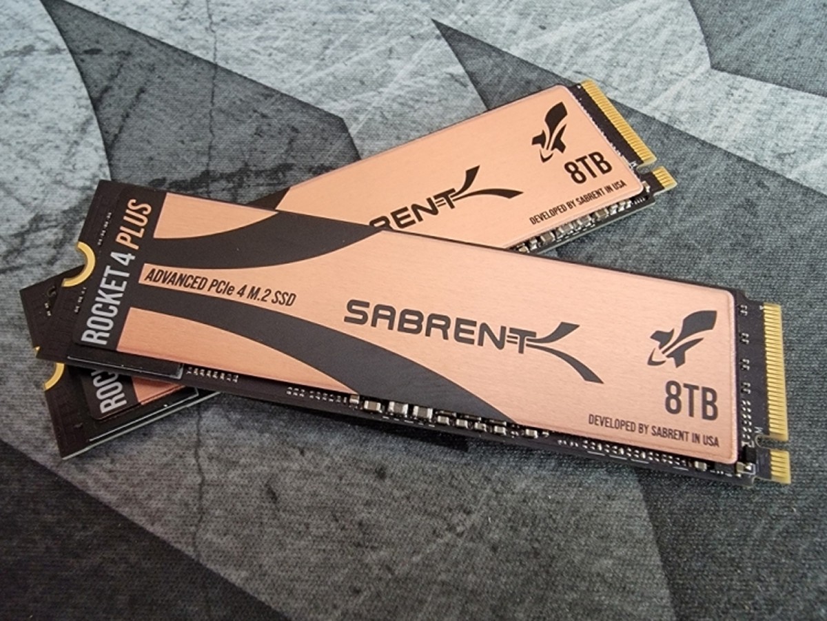cowcotland's tweet photo. #8To à 7100 Mo/sec, c'est possible avec #Sabrent et son #Rocket4Plus M.2 NVMe https://t.co/X1aDsDI0yo https://t.co/YdUK1jIGrD