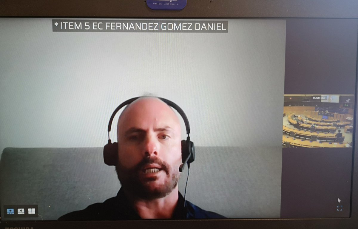 VICENTPALACI's tweet photo. La Comisión Europea ratifica que no hay base jurídica para intervenir sobre proyecto de nueva terminal norte del Puerto de València. @PuertosEstado @mitmagob @DGobiernoCV @GVAterritori @CEV_CV @propellervlc @AVEmpresarios https://t.co/4V4hyPK05r
