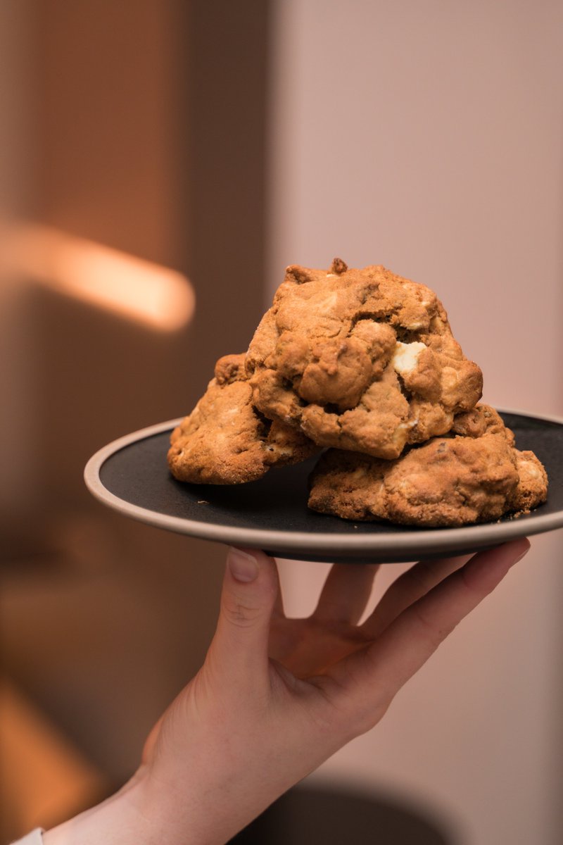 Daydreaming about our delicious cookies 🍪