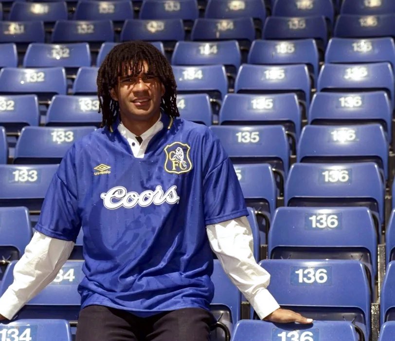 Happy Birthday to former blue Ruud Gullit! What a player and later player-manager.  